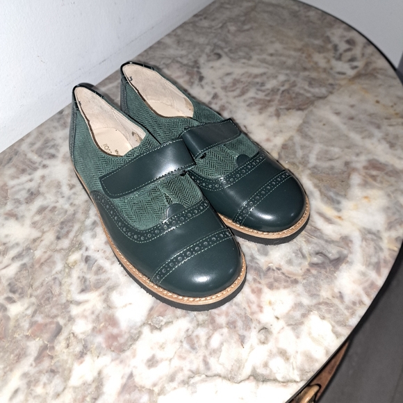 Chupetin Kids Boys Green Dress Shoes Size 33 (US 2) New Unboxed - Picture 1 of 1